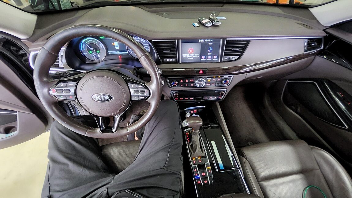 KIA ALL NEW K7 HYBRID PRESTIGE 2017 - zdjęcie 11
