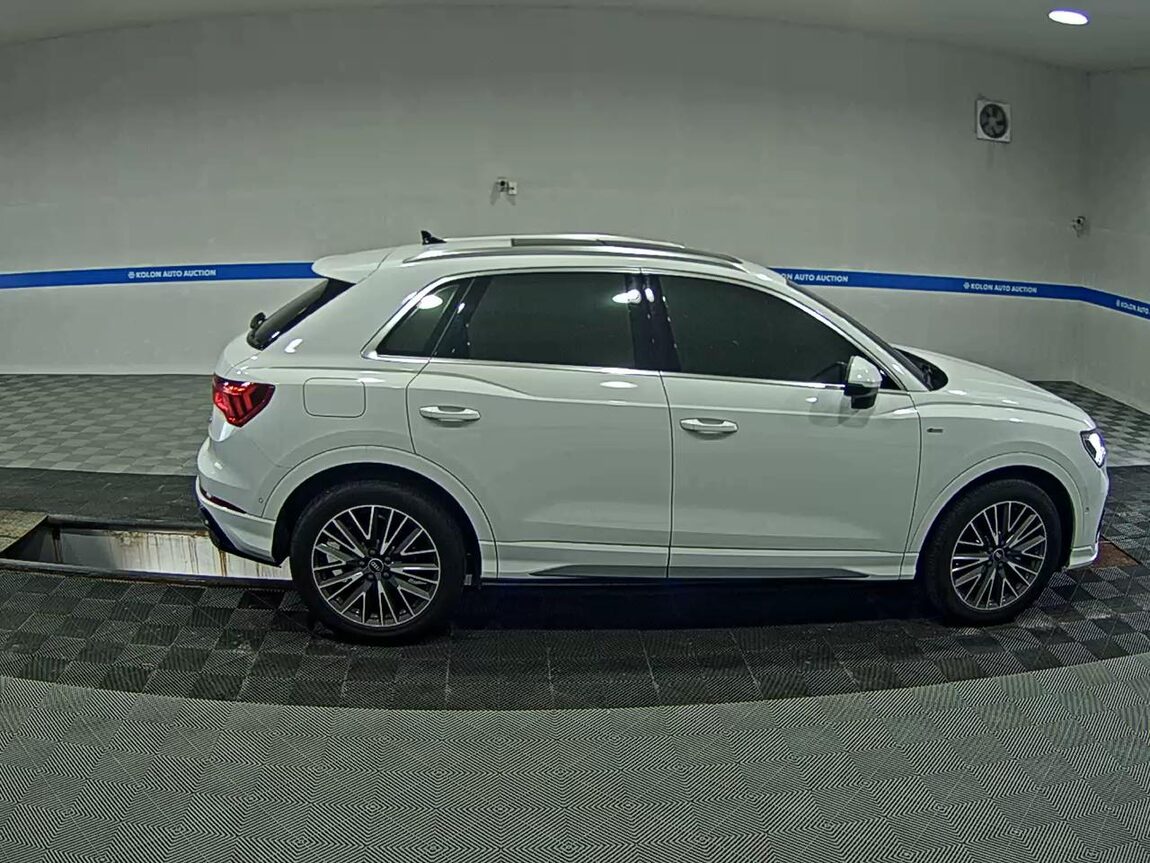 AUDI Q3 (2ND GEN) 35 TDI PREMIUM 2022 - zdjęcie 4