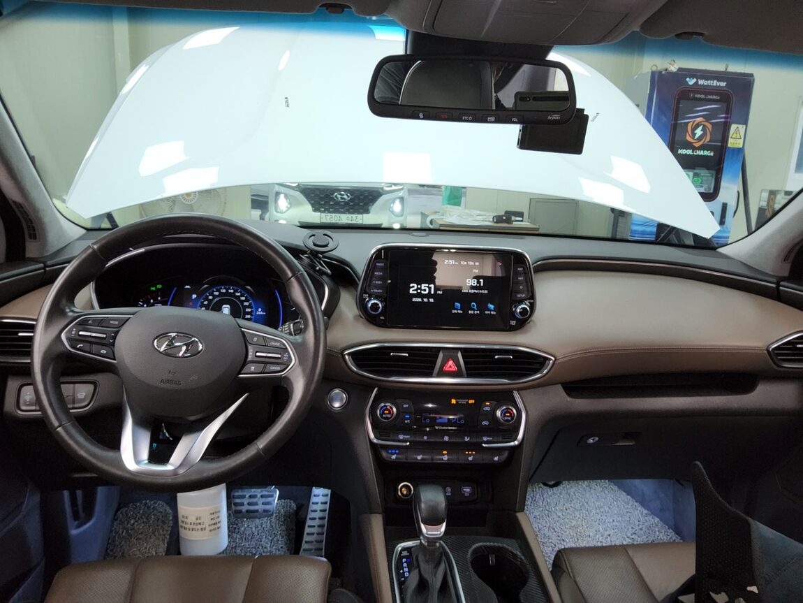 HYUNDAI SANTA FE (TM) R2.0 2WD PRESTIGE 2019 - zdjęcie 11