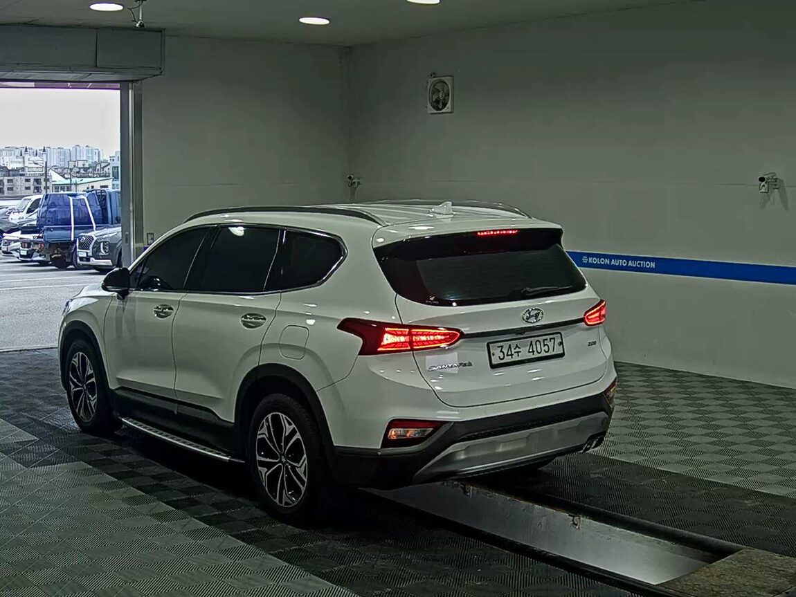 HYUNDAI SANTA FE (TM) R2.0 2WD PRESTIGE 2019 - zdjęcie 6