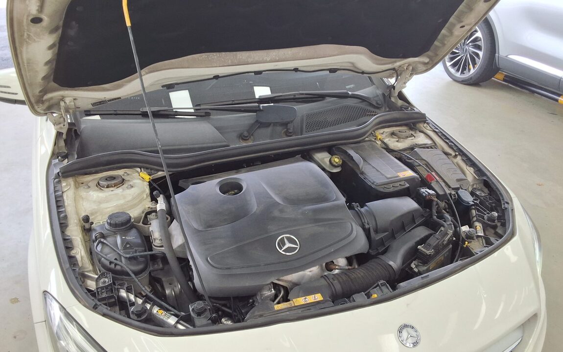 MERCEDES-BENZ CLA-CLASS CLA250 4MATIC 2015 - zdjęcie 22