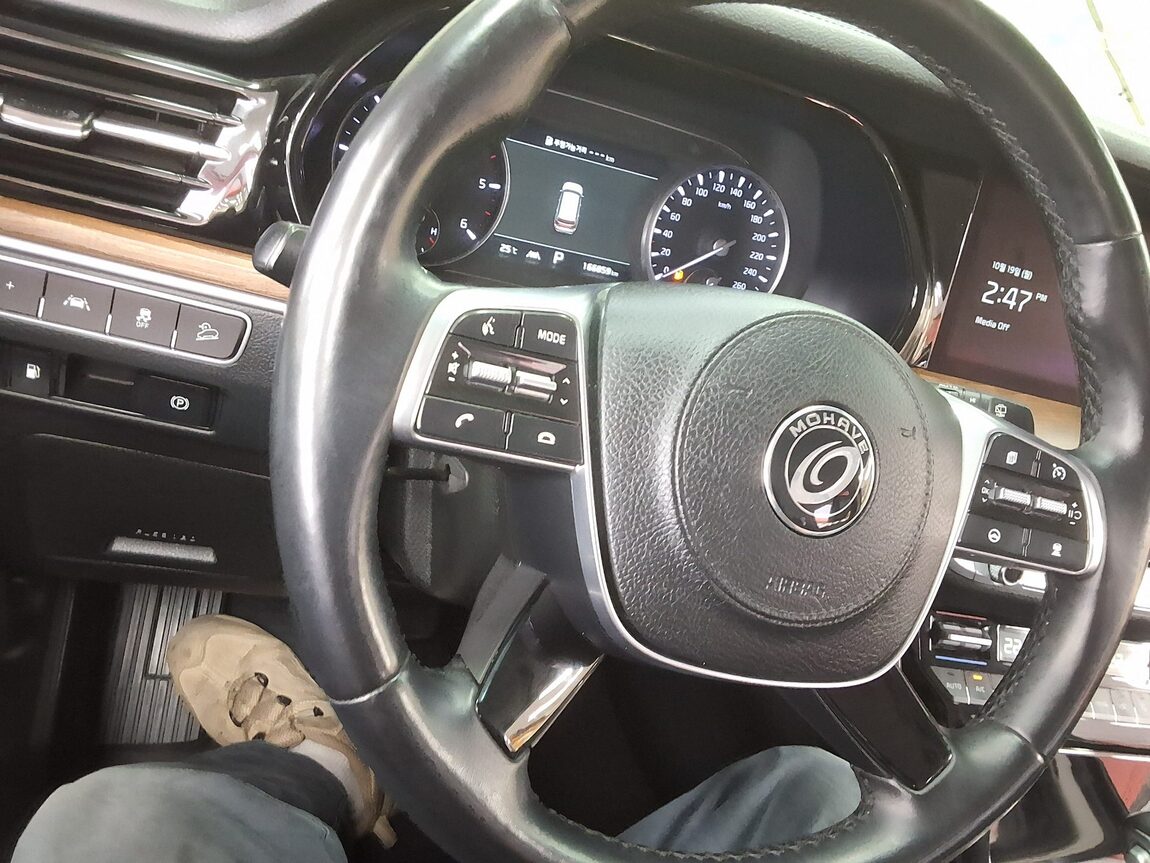 KIA MOHAVE THE MASTER 3.0 DIESEL 4WD PLATINUM 2021 - zdjęcie 23