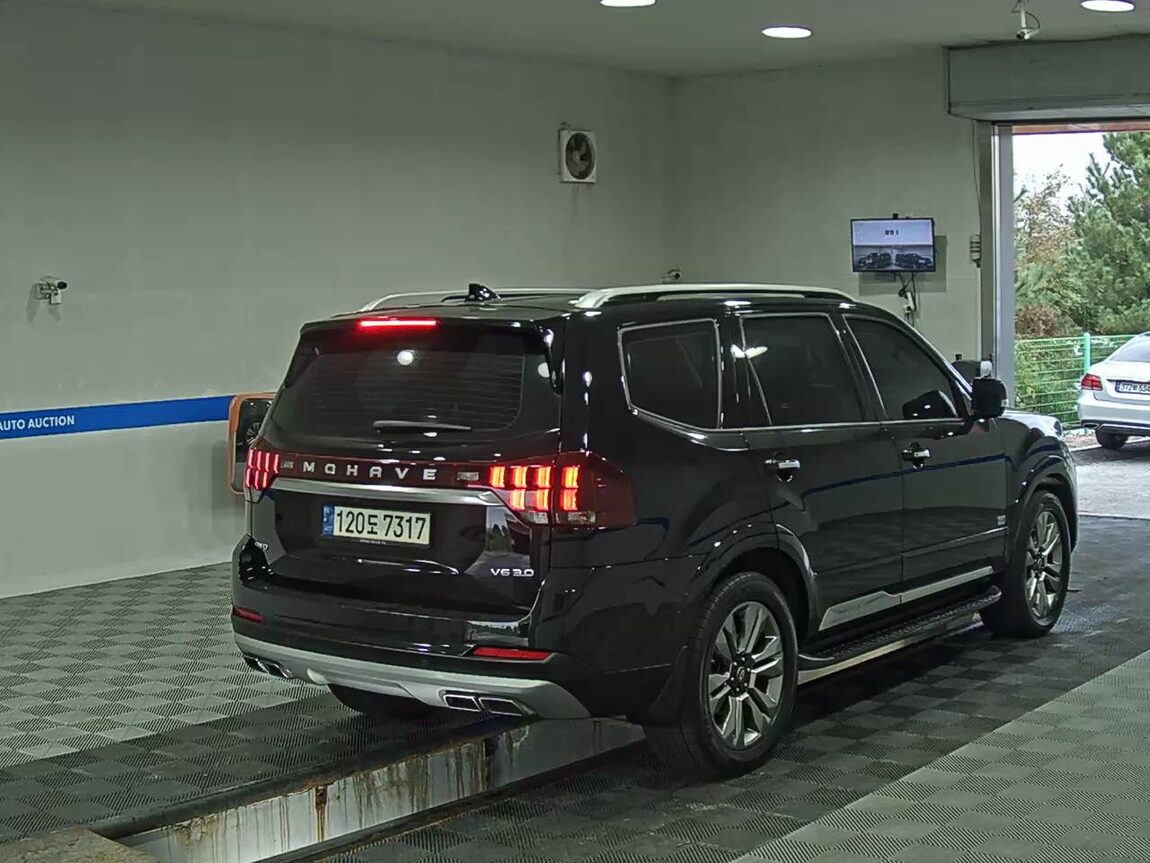 KIA MOHAVE THE MASTER 3.0 DIESEL 4WD PLATINUM 2021 - zdjęcie 5