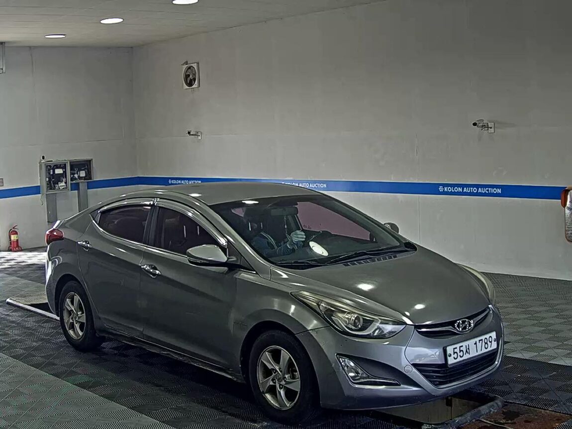 HYUNDAI THE NEW AVANTE MD 1.6 GDi SMART 2014 - zdjęcie 3