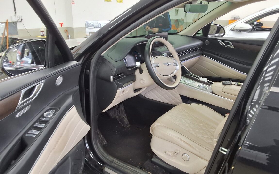 GENESIS GV80 2.5 GASOLINE 2WD BASE MODEL 2021 - zdjęcie 10