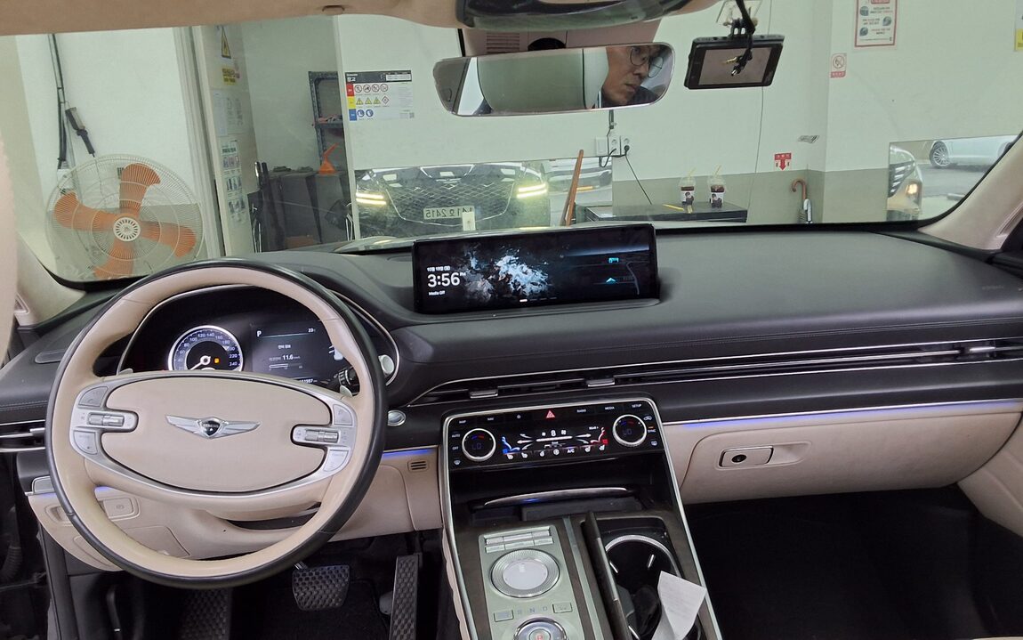 GENESIS GV80 2.5 GASOLINE 2WD BASE MODEL 2021 - zdjęcie 11