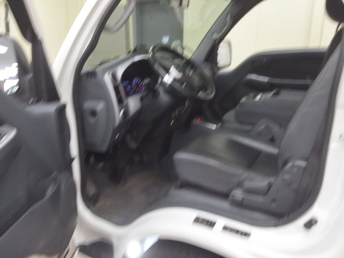 KIA THE NEW BONGO III CARGO 1 TON KING CAB EXTRA LONG WHEELBASE L 2022 - zdjęcie 11