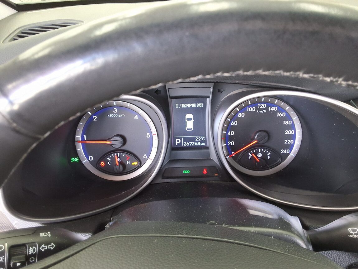 HYUNDAI SANTA FE (DM) DIESEL R2.0 2WD PREMIUM 2013 - zdjęcie 9