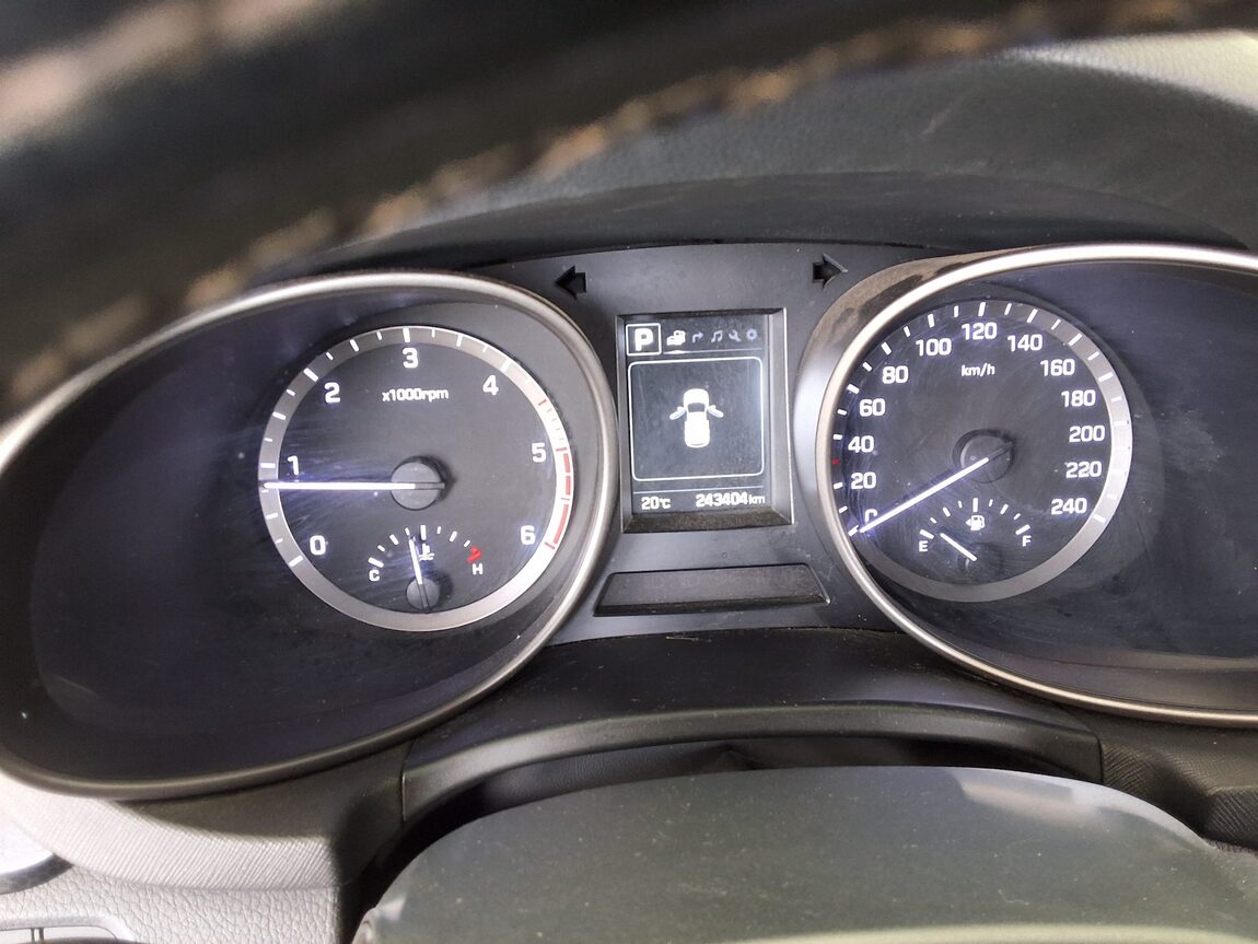 HYUNDAI SANTA FE THE PRIME DIESEL R2.0 2WD PREMIUM 2016 - zdjęcie 9