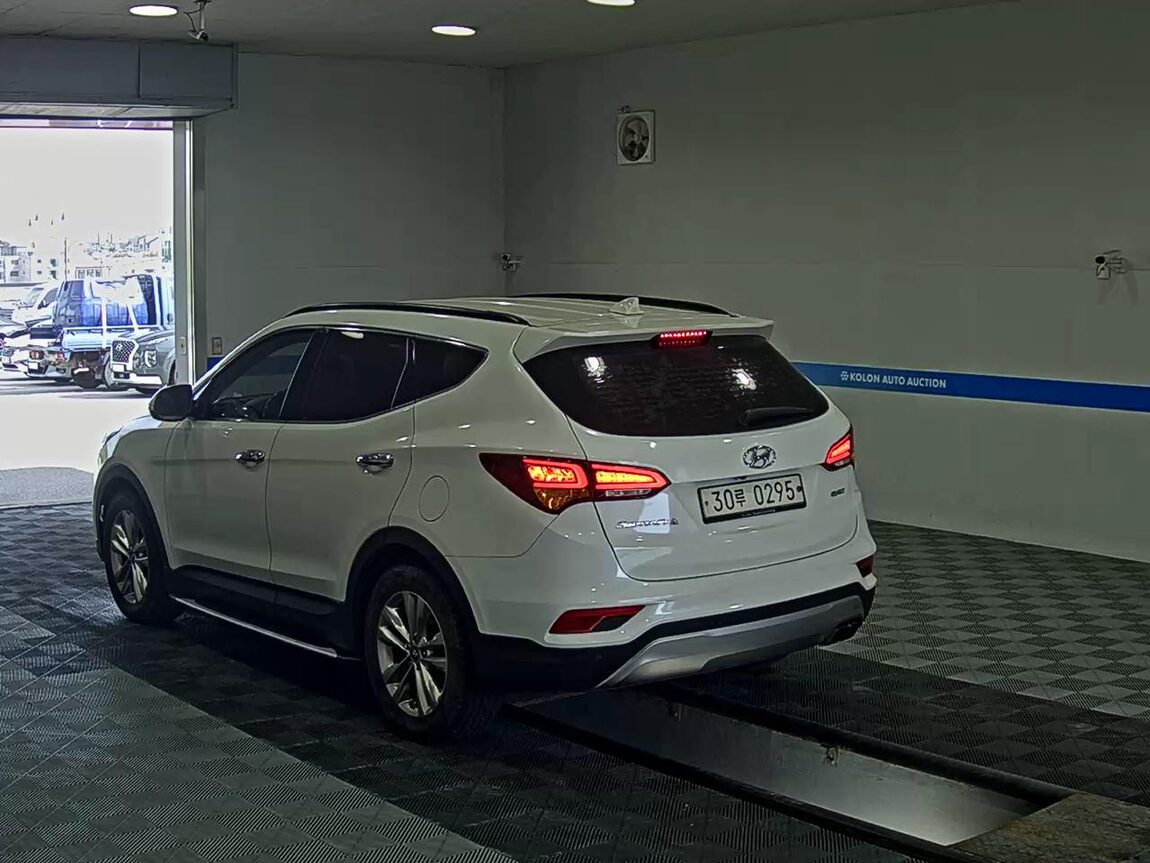 HYUNDAI SANTA FE THE PRIME DIESEL R2.0 2WD PREMIUM 2016 - zdjęcie 6
