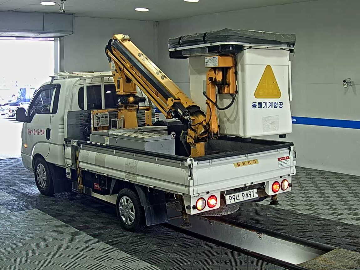 KIA THE NEW BONGO III CARGO 1 TON KING CAB EXTRA LONG WHEELBASE L 2022 - zdjęcie 6