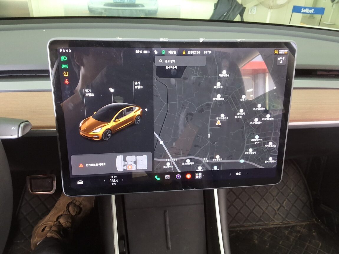 TESLA MODEL 3 EV RWD STANDARD RANGE PLUS 2020 - zdjęcie 22