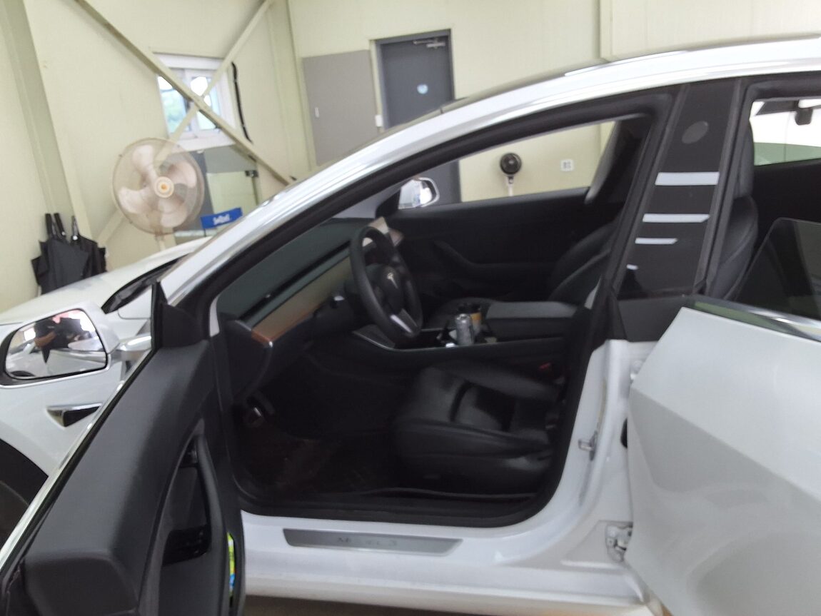 TESLA MODEL 3 EV RWD STANDARD RANGE PLUS 2020 - zdjęcie 10