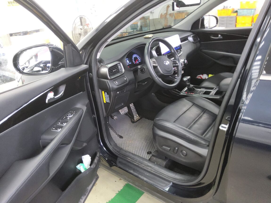 KIA THE NEW SORENTO DIESEL R2.2 2WD PRESTIGE NO.1 EDITION 2018 - zdjęcie 10
