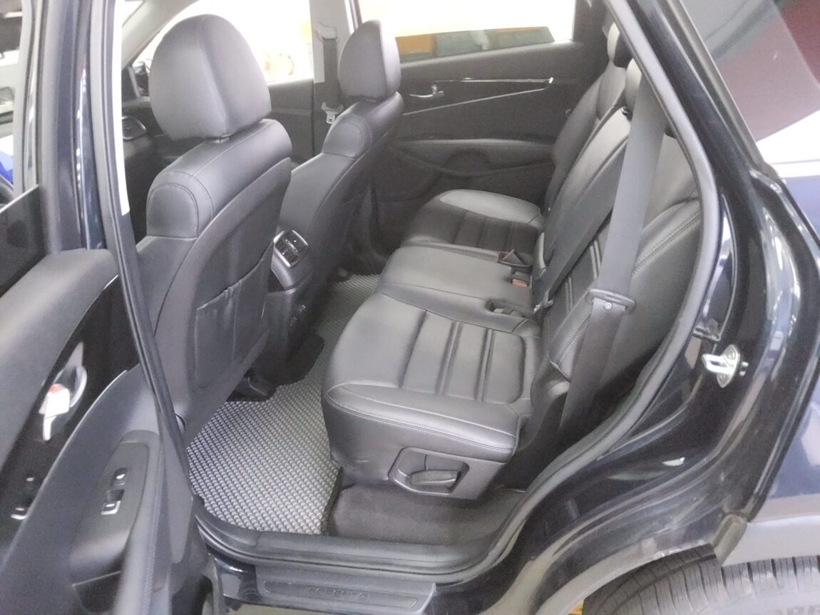 KIA THE NEW SORENTO DIESEL R2.2 2WD PRESTIGE NO.1 EDITION 2018 - zdjęcie 12