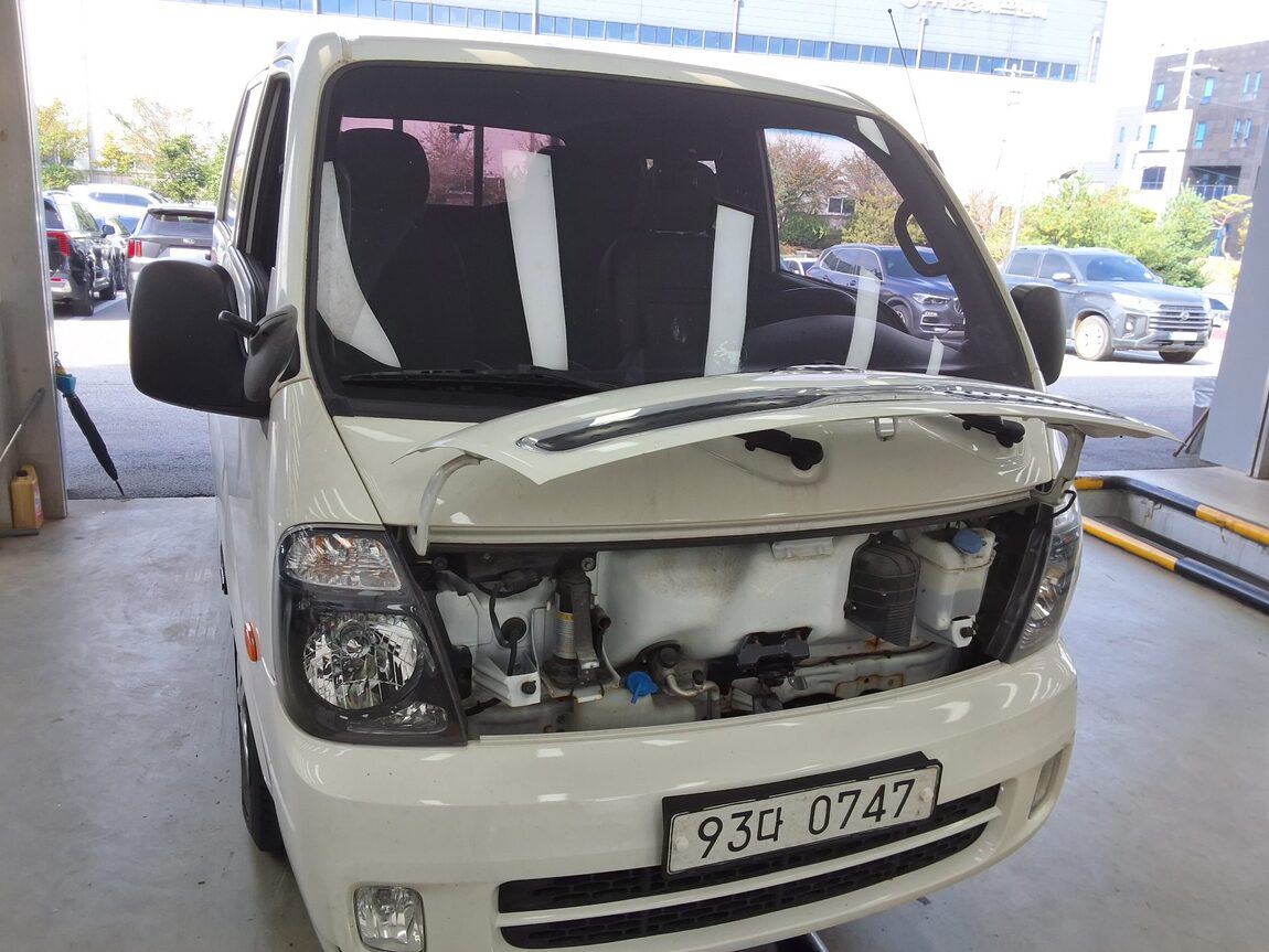 KIA BONGO III CARGO CRDi DOUBLE CAB EXTRA LONG WHEELBASE 2019 - zdjęcie 19