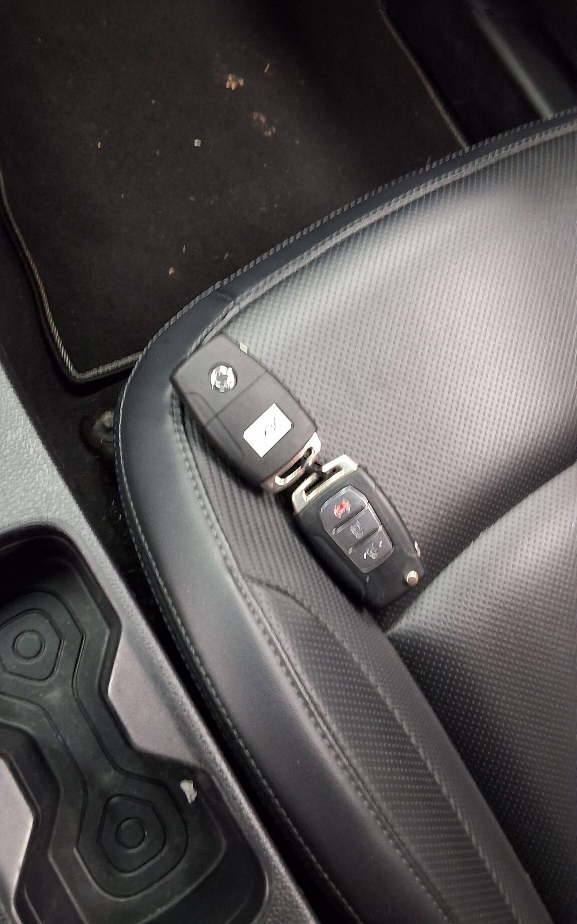 KG MOBILITY (SSANGYONG) VERY NEW TIVOLI 1.6 DIESEL 2WD V1 2021 - zdjęcie 20