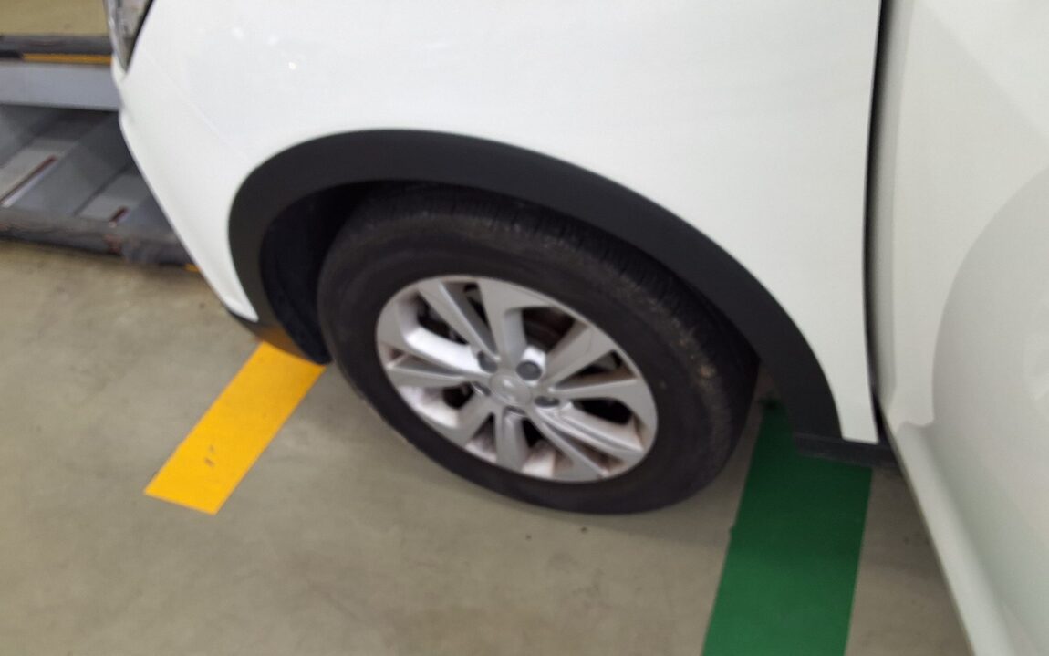 KG MOBILITY (SSANGYONG) VERY NEW TIVOLI 1.6 DIESEL 2WD V1 2021 - zdjęcie 23