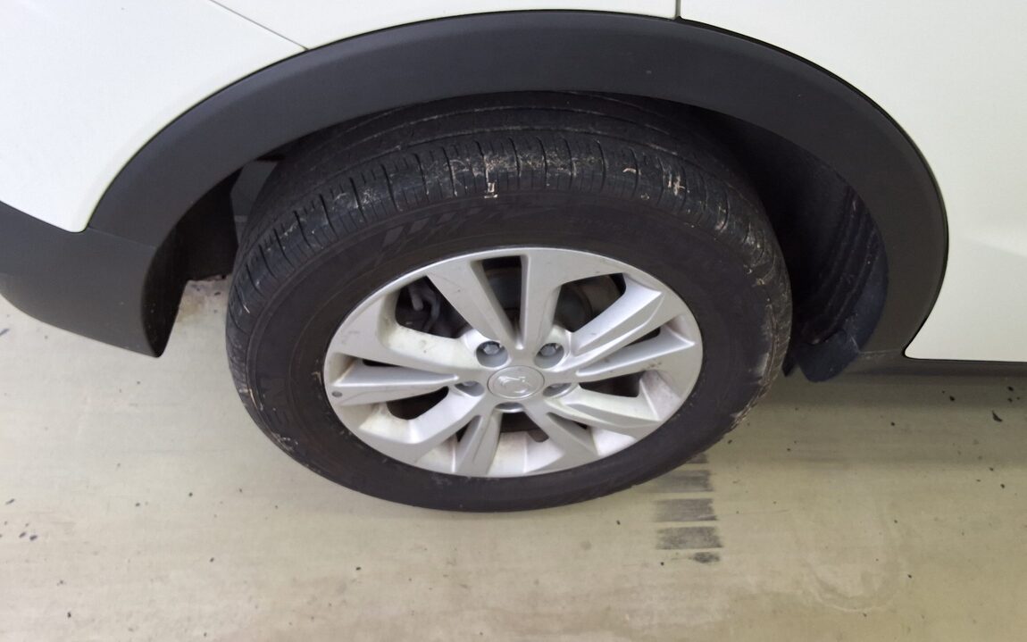 KG MOBILITY (SSANGYONG) VERY NEW TIVOLI 1.6 DIESEL 2WD V1 2021 - zdjęcie 26