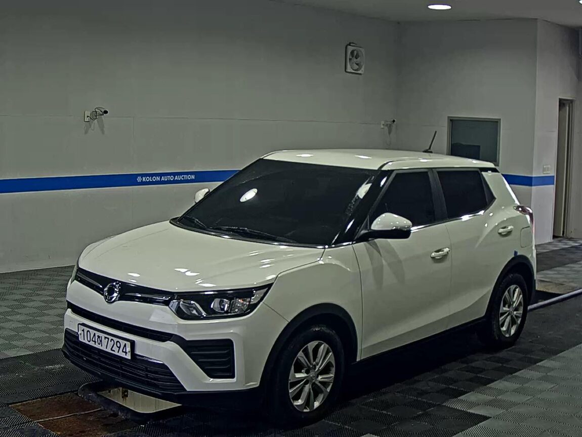KG MOBILITY (SSANGYONG) VERY NEW TIVOLI 1.6 DIESEL 2WD V1 2021 - zdjęcie 2