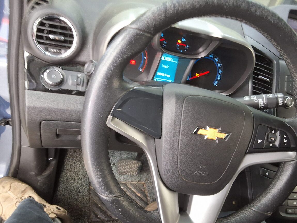CHEVROLET (DAEWOO) ORLANDO 2.0 DIESEL LT PREMIUM 2015 - zdjęcie 23