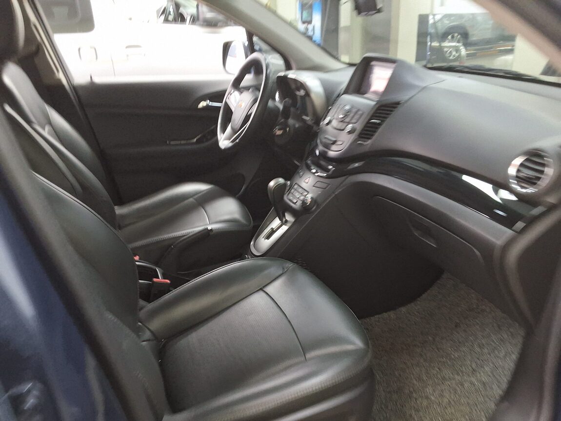 CHEVROLET (DAEWOO) ORLANDO 2.0 DIESEL LT PREMIUM 2015 - zdjęcie 15