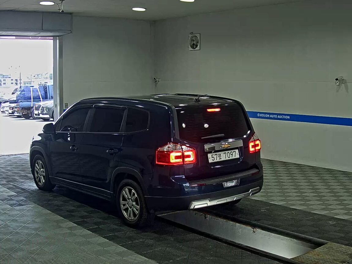 CHEVROLET (DAEWOO) ORLANDO 2.0 DIESEL LT PREMIUM 2015 - zdjęcie 6