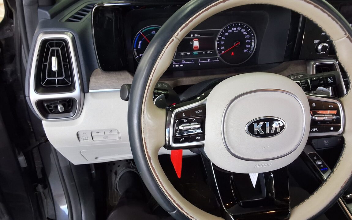 KIA NEW SORENTO HYBRID (MQ4) 1.6 HEV 2WD PRESTIGE 2021 - zdjęcie 17