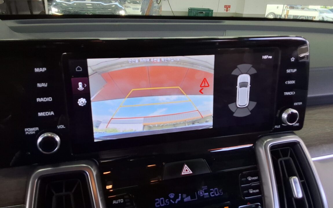 KIA NEW SORENTO HYBRID (MQ4) 1.6 HEV 2WD PRESTIGE 2021 - zdjęcie 19
