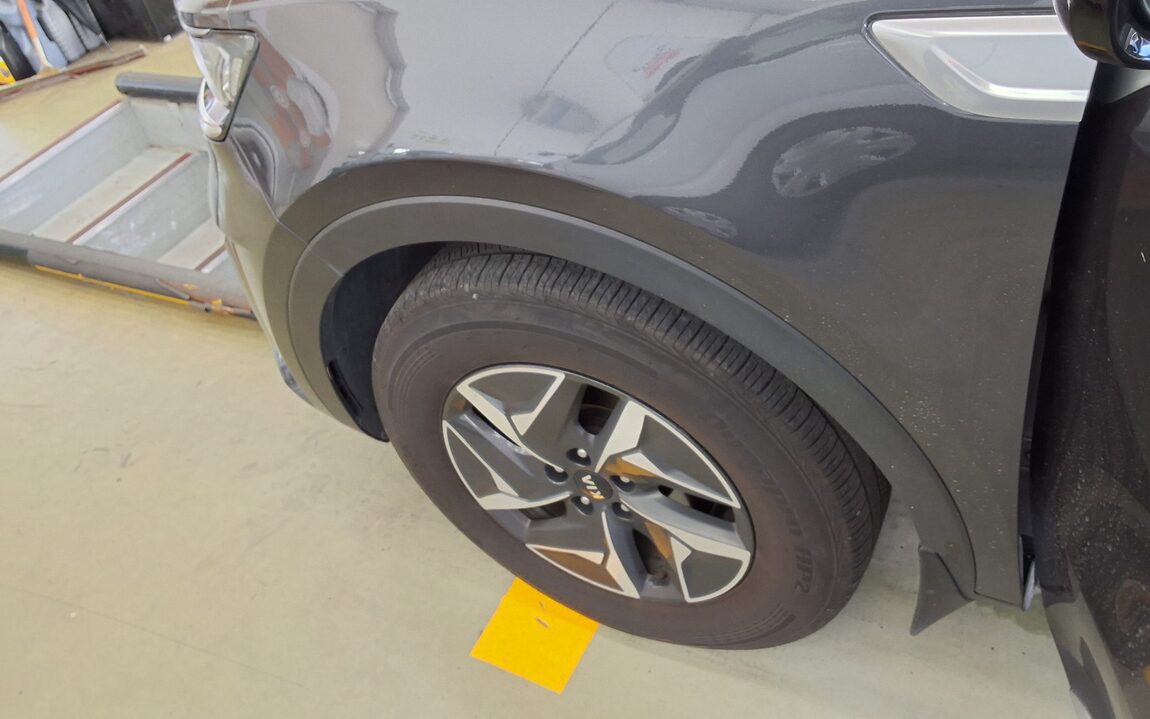 KIA NEW SORENTO HYBRID (MQ4) 1.6 HEV 2WD PRESTIGE 2021 - zdjęcie 23