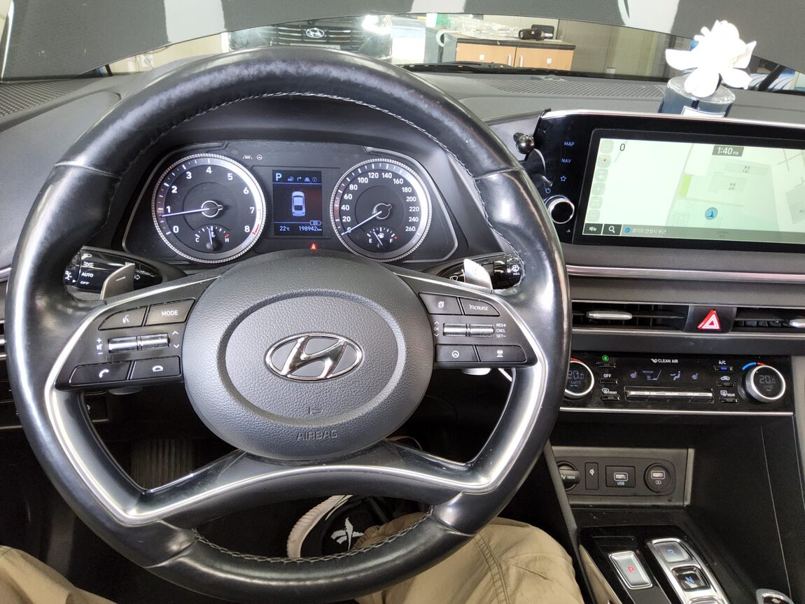 HYUNDAI SONATA (DN8) L2.0 RENTAL CAR SMART 2020 - zdjęcie 17