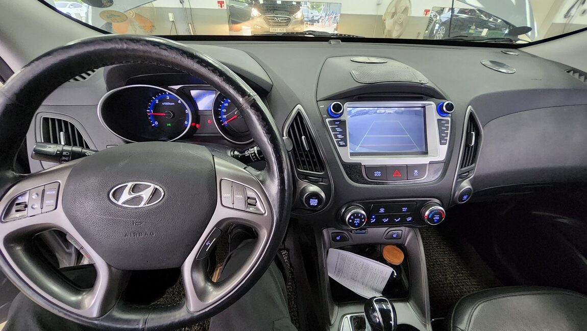 HYUNDAI NEW TUCSON ix DIESEL R2.0 4WD SMART SPECIAL 2015 - zdjęcie 18