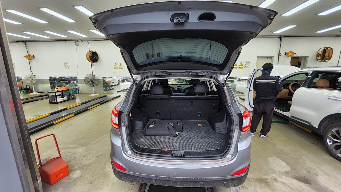 HYUNDAI NEW TUCSON ix DIESEL R2.0 4WD SMART SPECIAL 2015 - zdjęcie 15