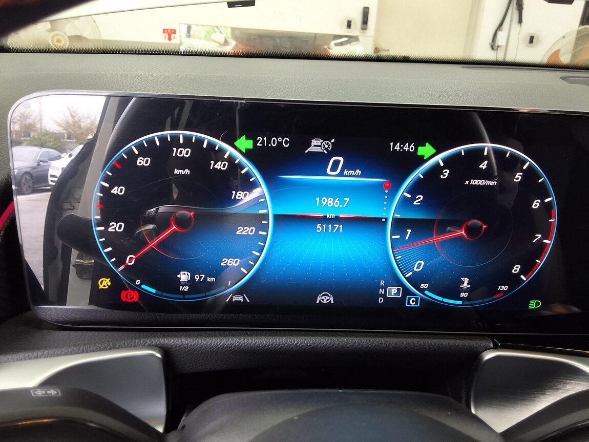 MERCEDES-BENZ GLB-CLASS GLB 250 4MATIC 2023 - zdjęcie 9