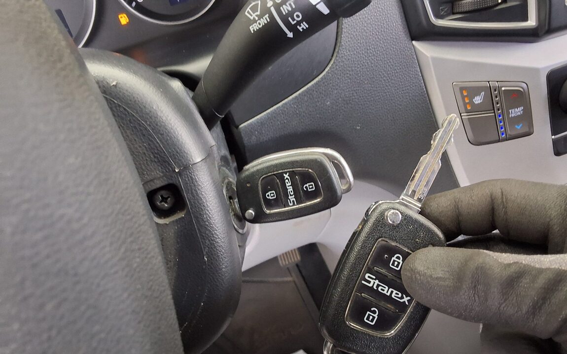 HYUNDAI GRAND STAREX 12-SEATER DIESEL MODERN 2017 - zdjęcie 20