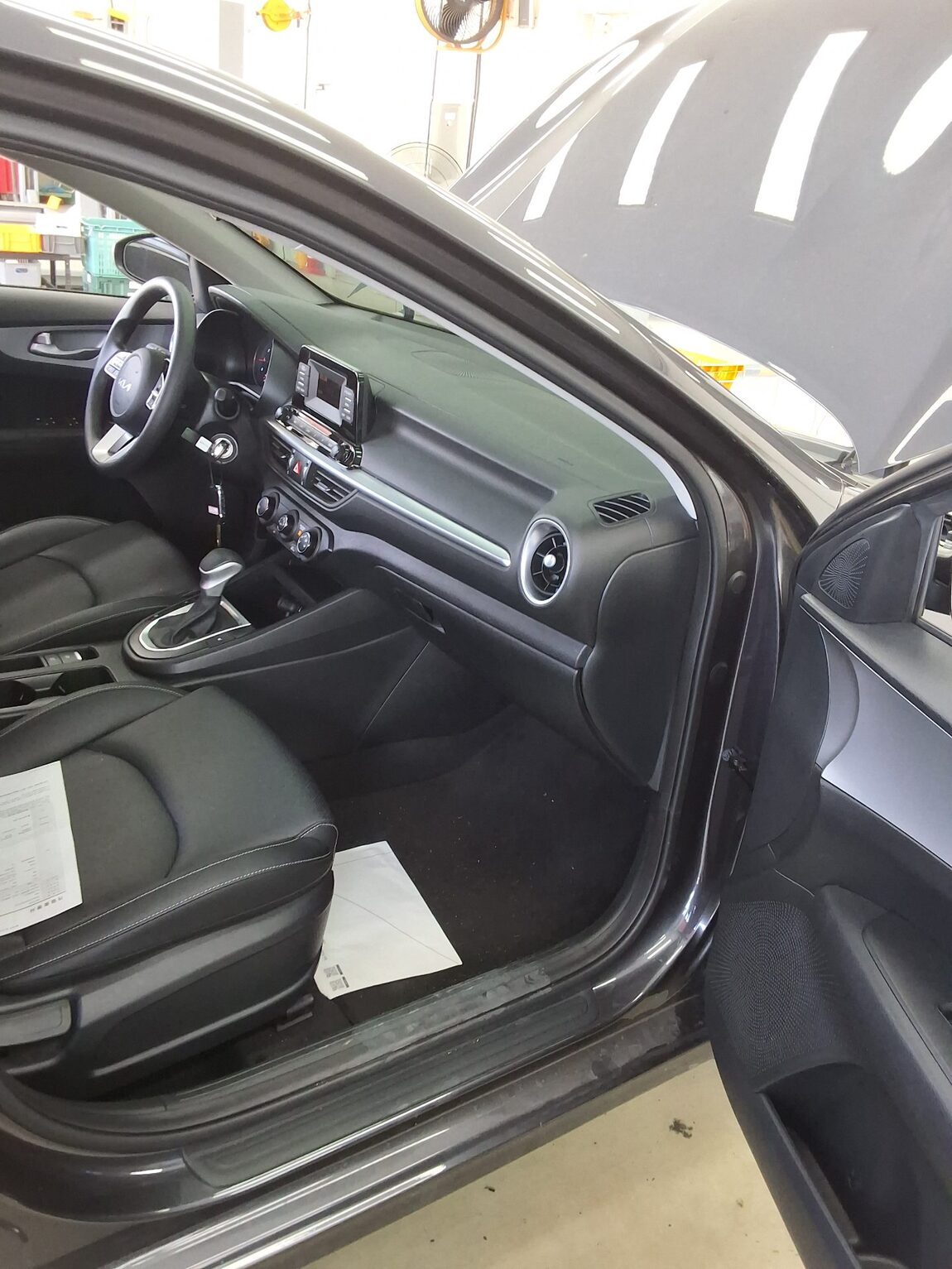 KIA THE NEW K3 1.6 GASOLINE TRENDY 2023 - zdjęcie 14