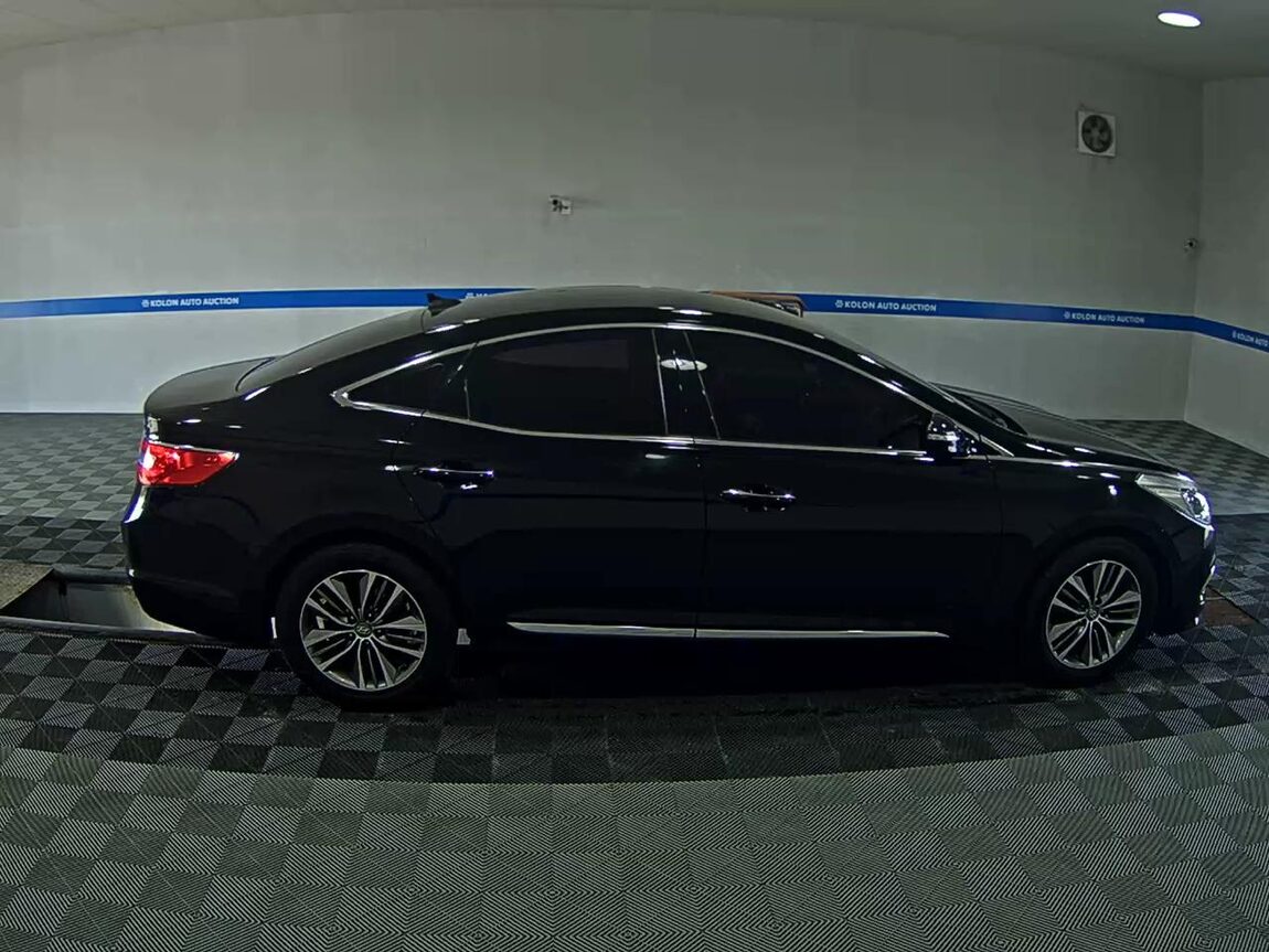 HYUNDAI GRANDEUR HG HG 240 MODERN 2015 - zdjęcie 4