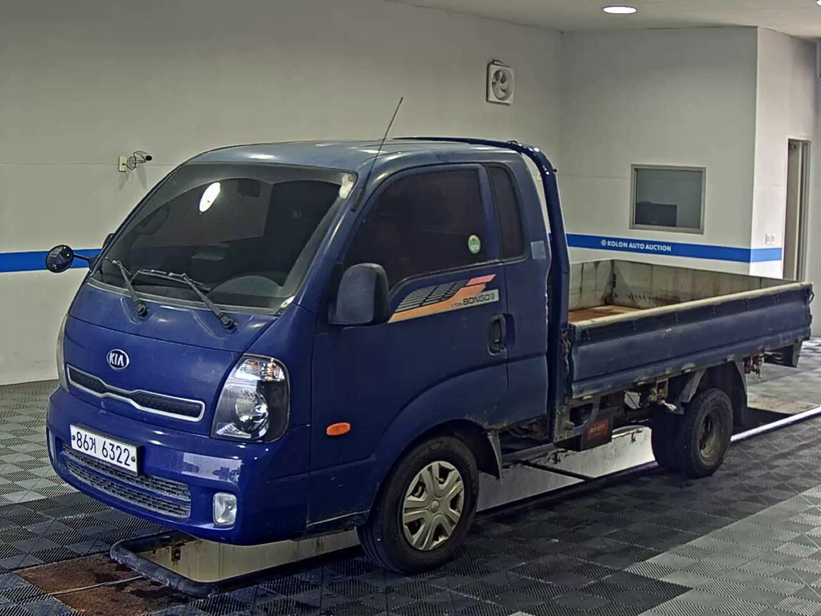 KIA BONGO III CARGO CRDi KING CAB EXTRA LONG WHEELBASE 2018 - zdjęcie 2