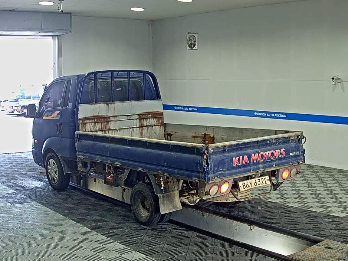 KIA BONGO III CARGO CRDi KING CAB EXTRA LONG WHEELBASE 2018 - zdjęcie 6