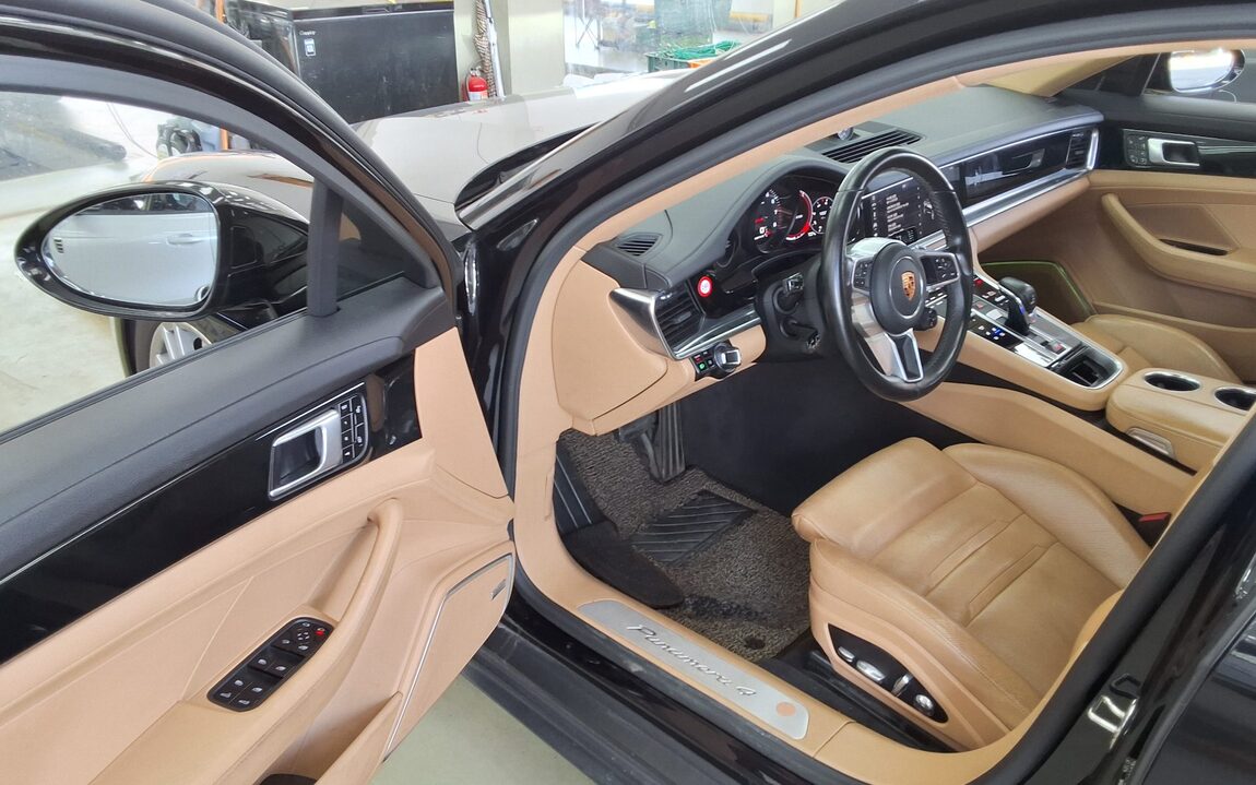 PORSCHE PANAMERA (2ND GEN) 3.0 4 2018 - zdjęcie 10