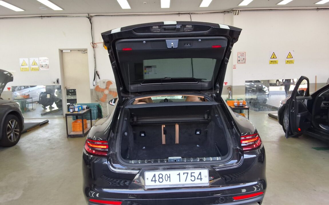 PORSCHE PANAMERA (2ND GEN) 3.0 4 2018 - zdjęcie 15