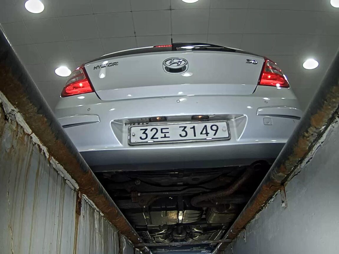 HYUNDAI i30 1.6 VVT PREMIER 2009 - zdjęcie 8