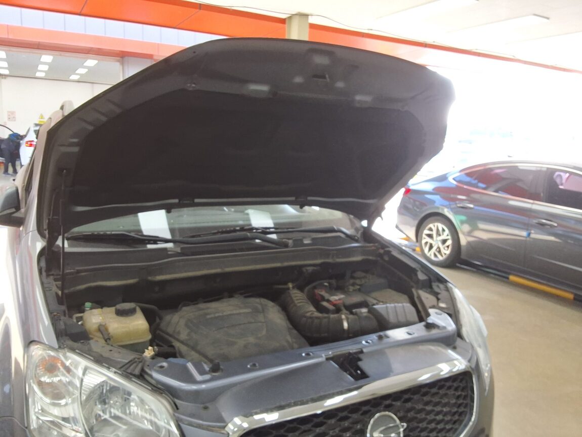 KG MOBILITY (SSANGYONG) KORANDO C CLASSY 4WD 2011 - zdjęcie 18