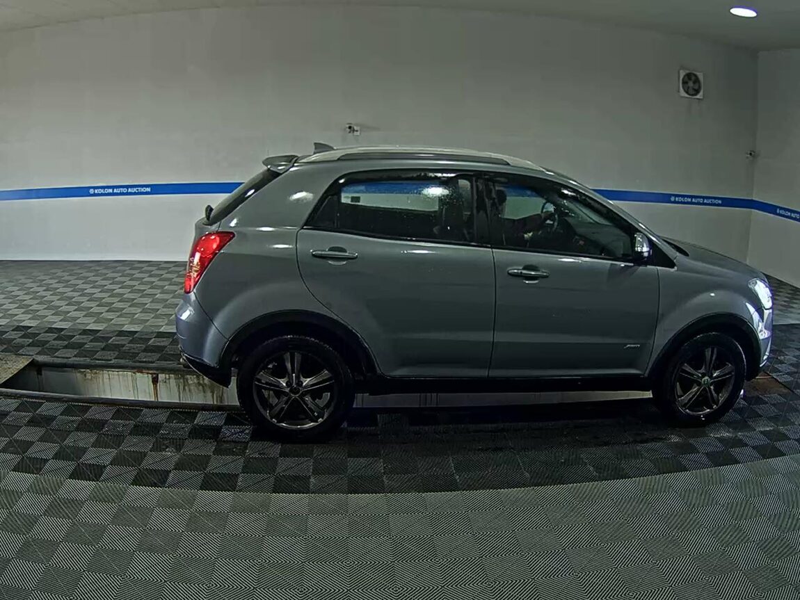 KG MOBILITY (SSANGYONG) KORANDO C CLASSY 4WD 2011 - zdjęcie 4