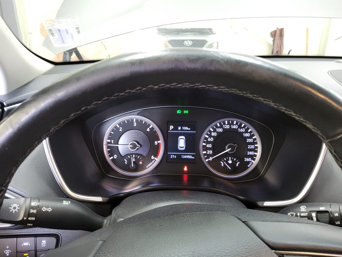 HYUNDAI SANTA FE (TM) R2.2 2WD EXCLUSIVE 2019 - zdjęcie 9