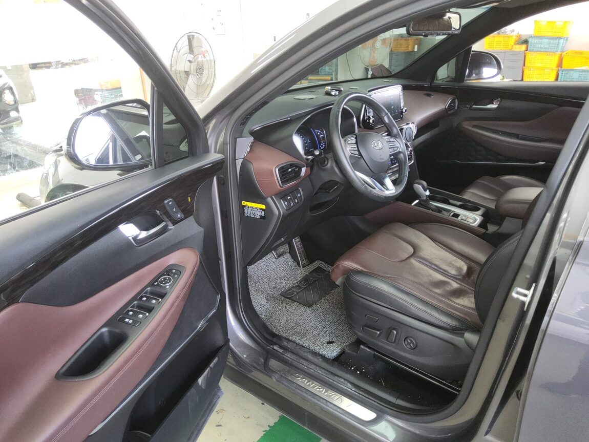 HYUNDAI SANTA FE (TM) R2.0 2WD INSPIRATION 2019 - zdjęcie 10