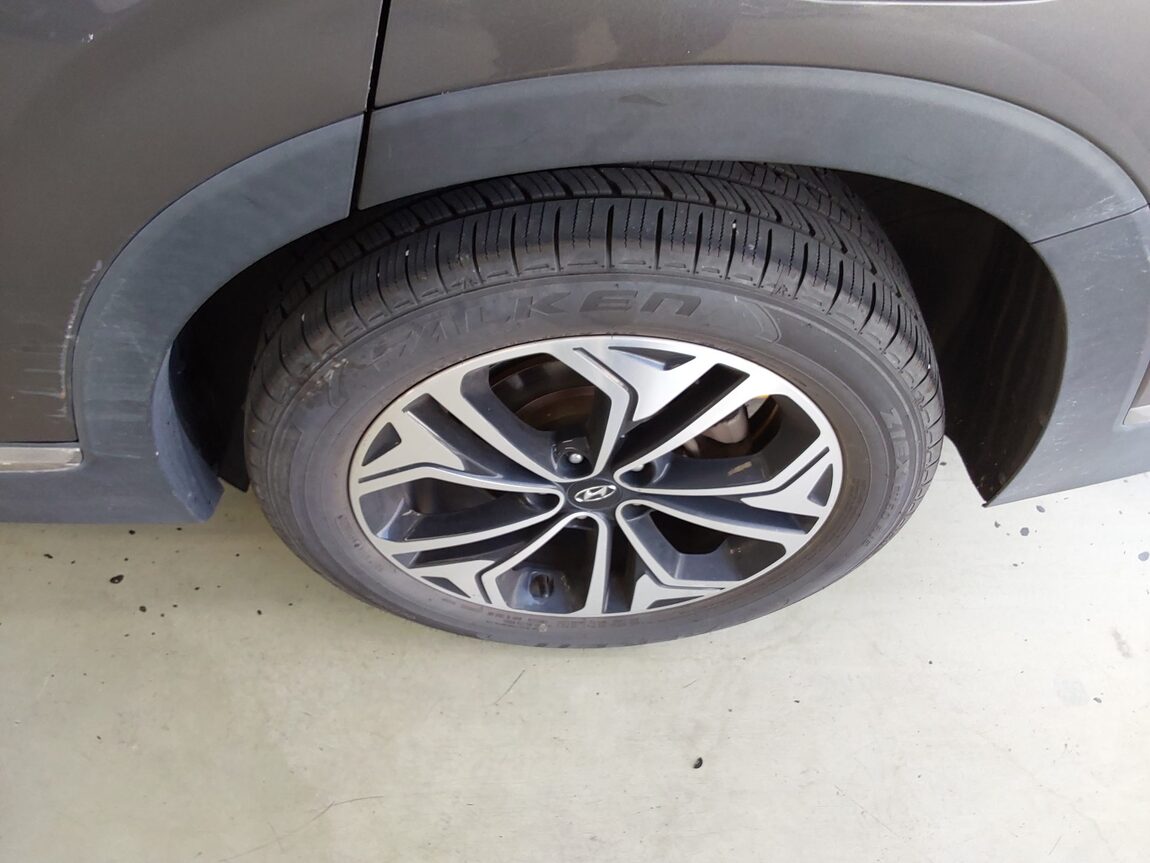 HYUNDAI SANTA FE (TM) R2.2 2WD PRESTIGE 2019 - zdjęcie 21