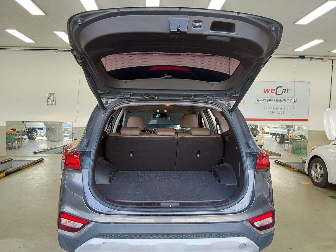 HYUNDAI SANTA FE (TM) R2.2 2WD PRESTIGE 2019 - zdjęcie 15