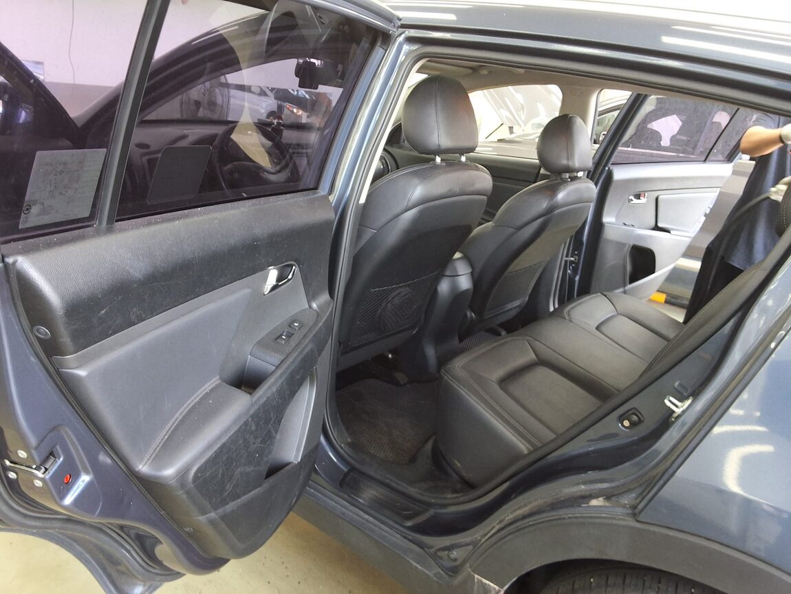 KIA SPORTAGE R DIESEL R2.0 4WD TLX LUXURY MODEL 2011 - zdjęcie 12