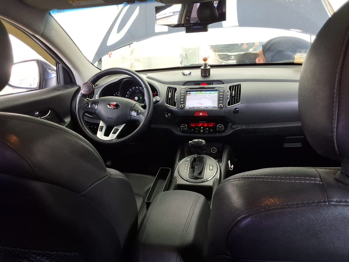 KIA SPORTAGE R DIESEL R2.0 4WD TLX LUXURY MODEL 2011 - zdjęcie 11